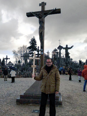 Carmelo con la cruz.